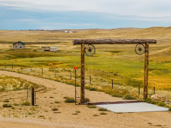 94 Quarry Rd, Buffalo, WY 82834