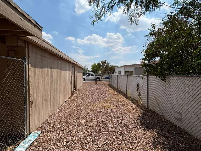 3644 W Townley Ave — Photo 15