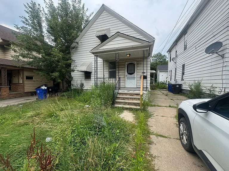 6401 Gertrude Ave — Photo 1