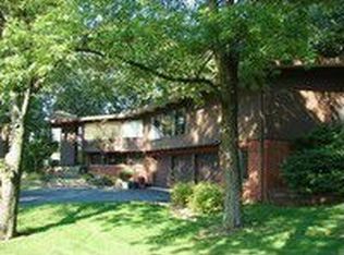 5 Locust Pl, Portage, IN 46368