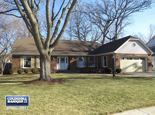 1846 Allen Ln, St Charles, IL 60174