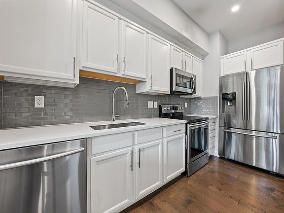 3rd image of 825 N 4th St Unit 203