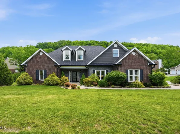 3901 Leaf Point, Kingsport, TN 37663