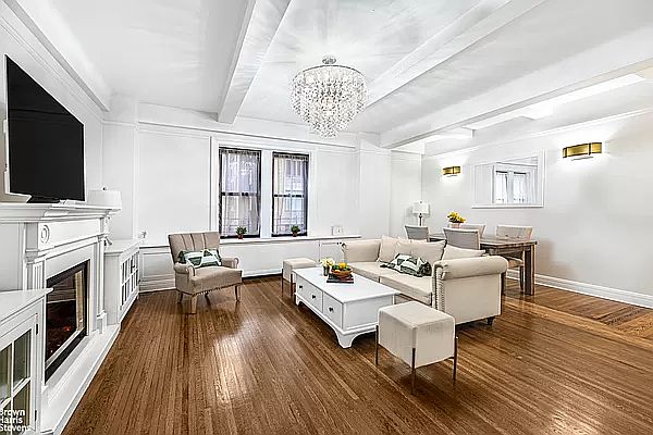 1st image of 17 W 71st St APT 7D
