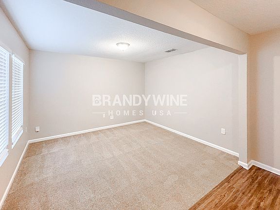 4th image of 1837 James Madison Ct