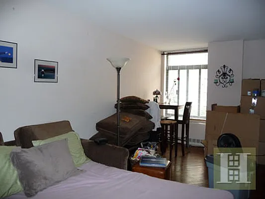 Rented by Halstead Real Estate | media 10