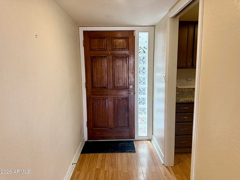 5147 N 76th Pl — Photo 9