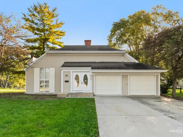 212 Boulder Hill Pass, Montgomery, IL 60538