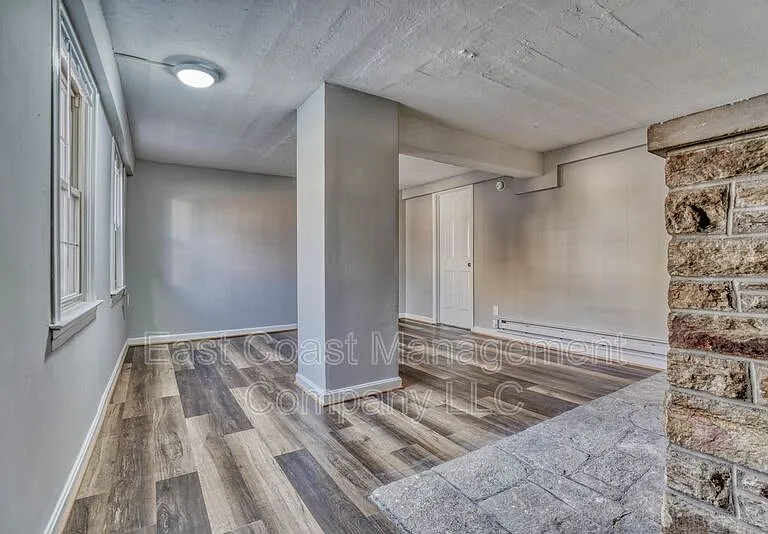 2110 Taylor Ave #B — Photo 5