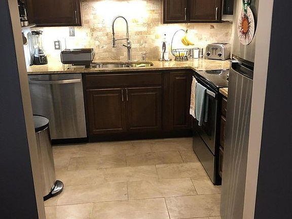 2nd image of 151 Snowshoe Ct APT 101