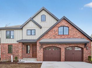 216 W Essex Ave, Saint Louis, MO