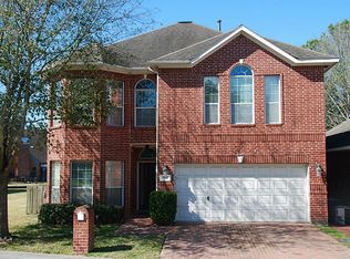 7685 Ameswood Rd, Houston, TX 77095