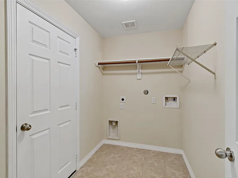 3308 Southern Grove Ln — Photo 18