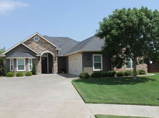 2 Redlands Ct, Wichita Falls, TX 76308