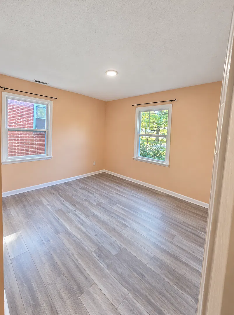 Westside Four Bedroom Home Located near 21st and Kessler Blvd — Photo 4