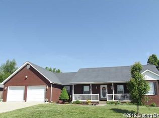 619 Hickory Ln, Elizabethtown, KY 42701