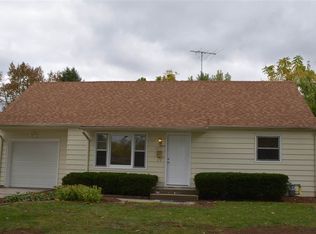 2215 Jonathan Ave, Rockford, IL 61103