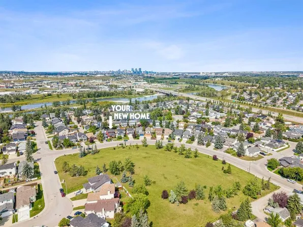 744 Riverbend Dr SE, Calgary, AB T2C 3T7