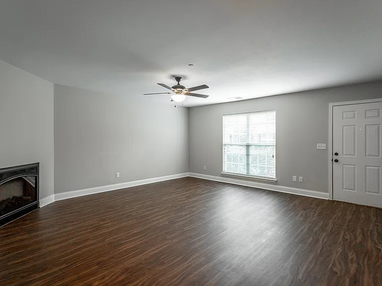 1156 Maple Tree Ln — Photo 24