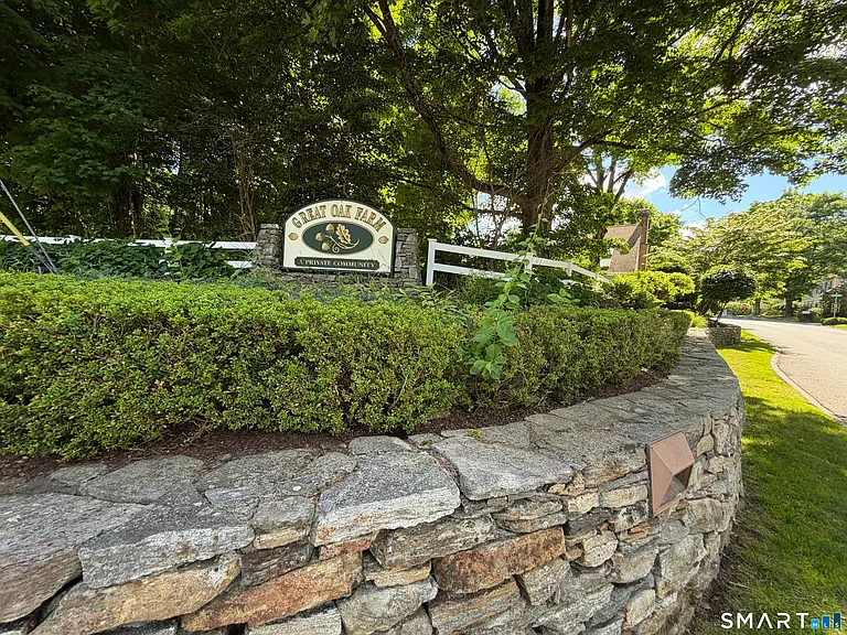 85 Old Colony Rd #85 — Photo 38