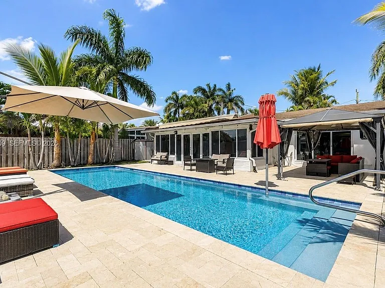 963 Nautilus Isle — Photo 11