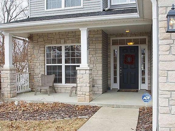 3rd image of 4428 S Sophia Ct