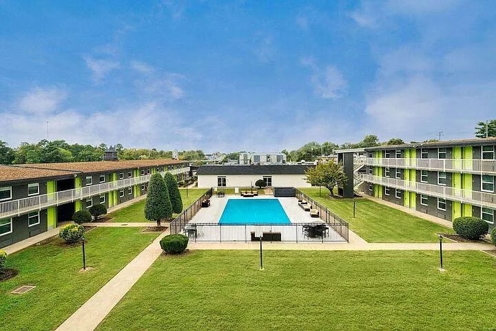 Building Photo - Hillside Crossing Apartments