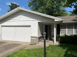 832 S Luster Ave, Springfield, MO 65802