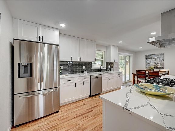 5th image of 6667 S Lee Ct