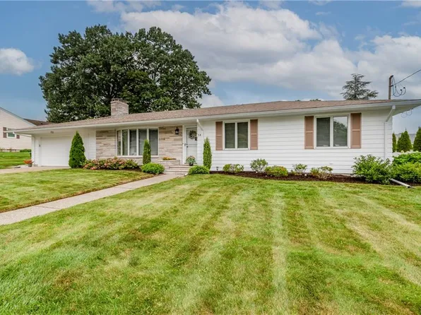 14 Brookfarm Rd, North Providence, RI 02904