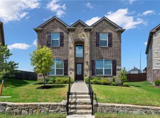 5901 Burgundy Rose Dr, Fort Worth, TX 76123