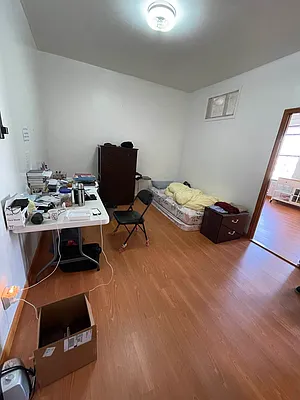 Rented by Momentum Real Estate LLC | media 4