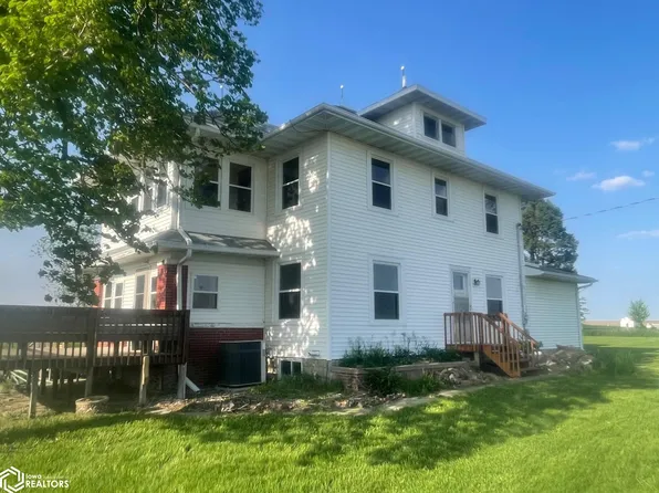 1527 Highway E29, Garwin, IA 50632