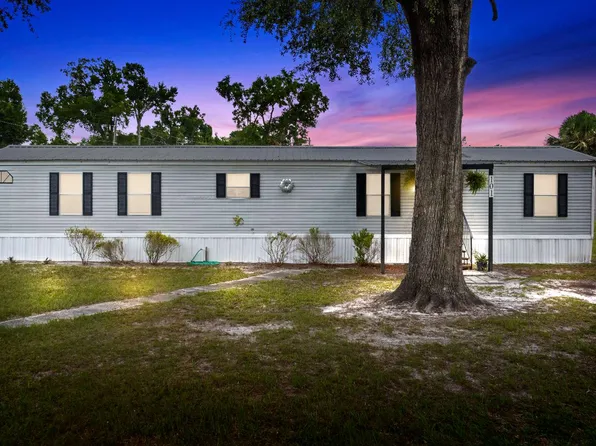 101 Senter Ave NE, Branford, FL 32008