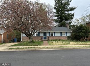 6240 12th St N, Arlington, VA 22205