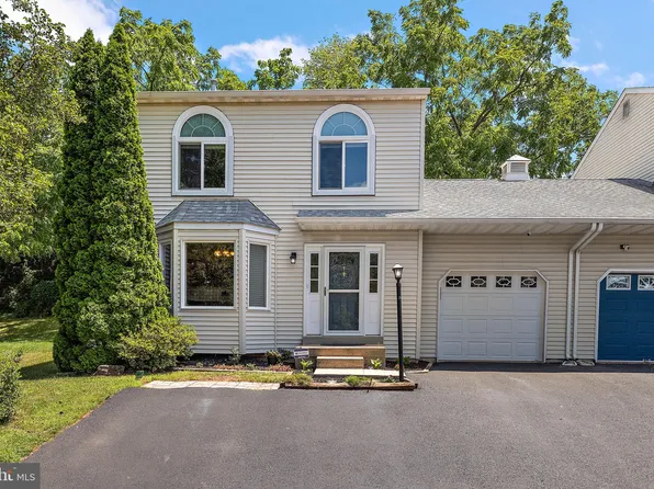 106 Apache Ln, Royersford, PA 19468