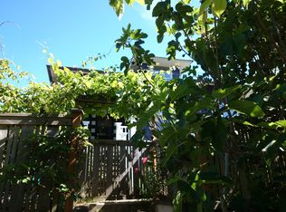 902 NW 64th St, Seattle, WA 98107