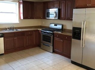 255 Meeker Ave #3, Newark, NJ 07112