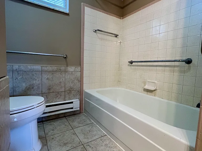 15515 E Ten Mile Rd #1 — Photo 5