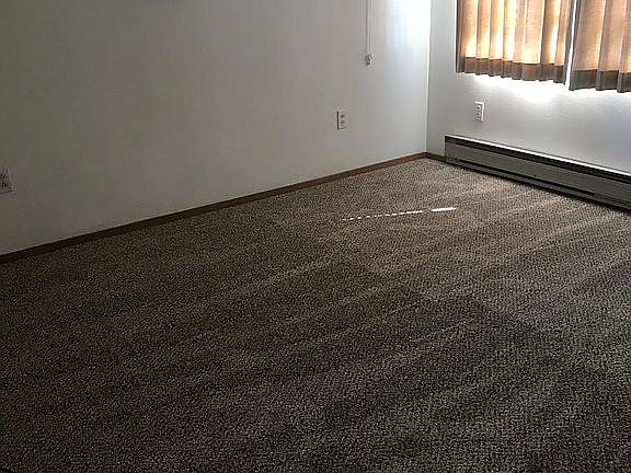 2nd image of 14692 Emory Ave
