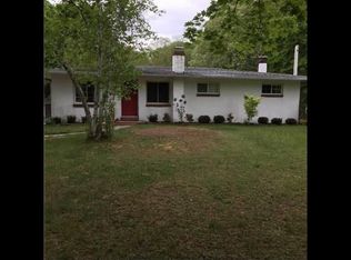 146 Halsey Manor Rd, Manorville, NY 11949