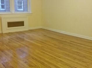 91-34 195th St #6C, Hollis, NY 11423
