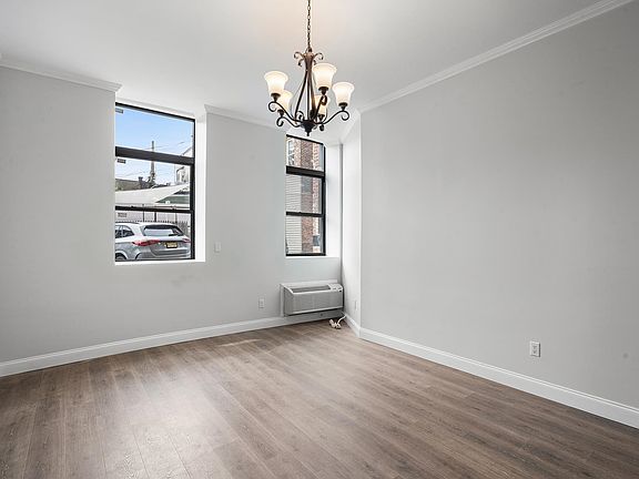 4th image of 464 Central Ave APT A6