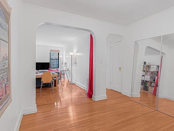 3rd image of 41-12 41st St #6K