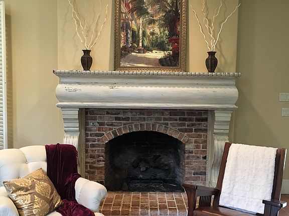 2nd image of 1202 Noel Ct