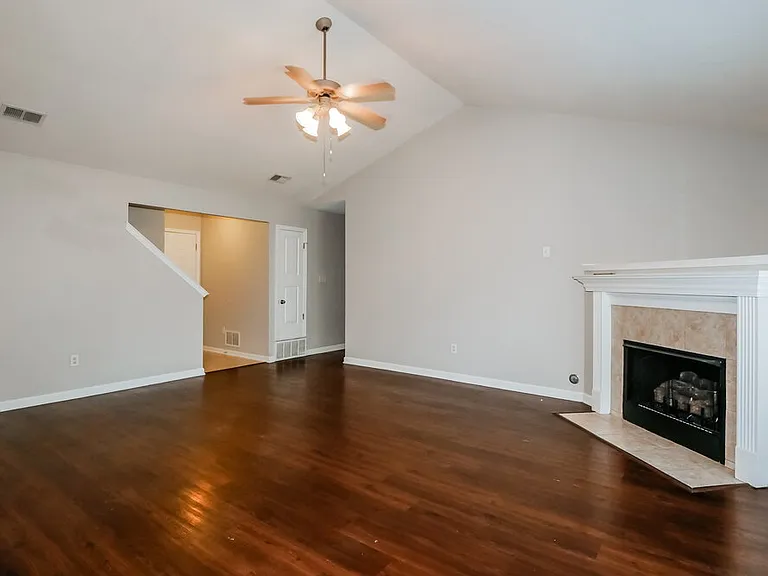 10316 Cottage Oaks Dr — Photo 5