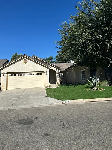 9128 N Recreation Ave Photo 1