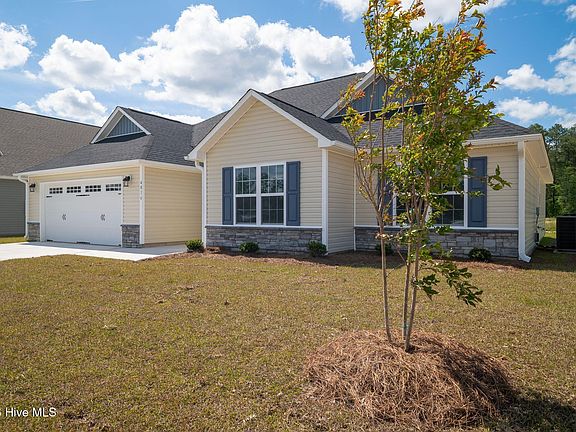 4th image of 4016 Bluewater Boulevard