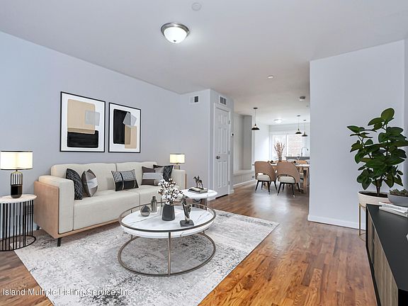 4th image of 49 Giacomo Ln