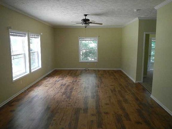 4th image of 8551 E Cove Dr